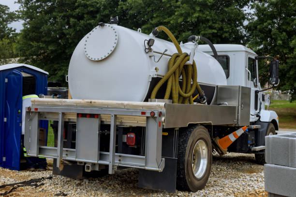 Portable Toilet Options We Offer in Berwyn, IL